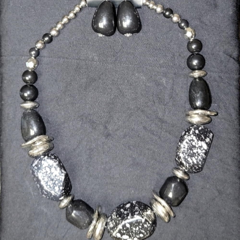 NWT Paparazzi - "In Good Glazes" - Necklace